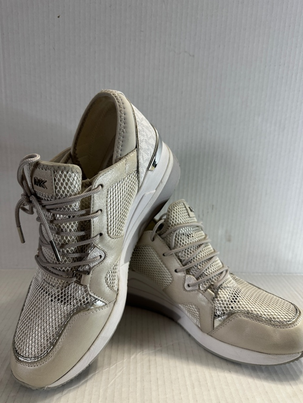 Michael Kors Off-White Leather Lace-Up Sneakers